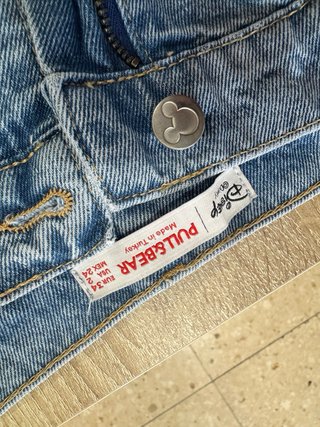 Pantalones vaqueros con estampado Mickey