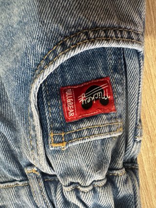 Pantalones vaqueros con estampado Mickey