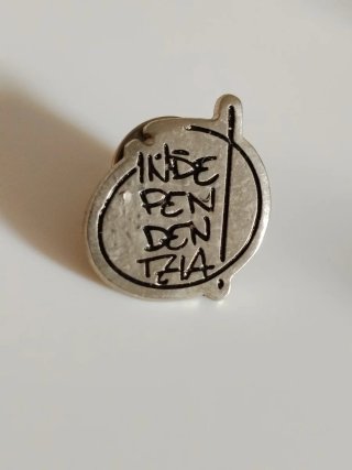 Antiguo lote de pins políticos izquierda abertzale