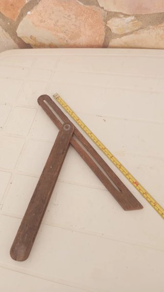 Falsa escuadra carpintería madera antigua