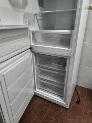 Frigorífico Edesa 60x186 cm