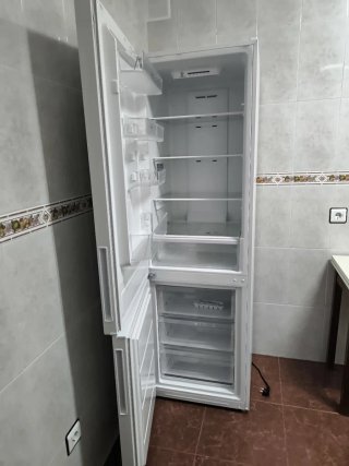 Frigorífico Edesa 60x186 cm