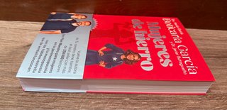 Libro Mujeres de Hierro.