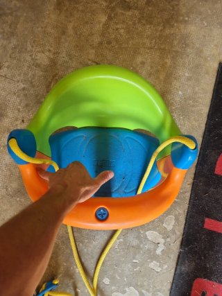 Columpio para bebé con cuerdas