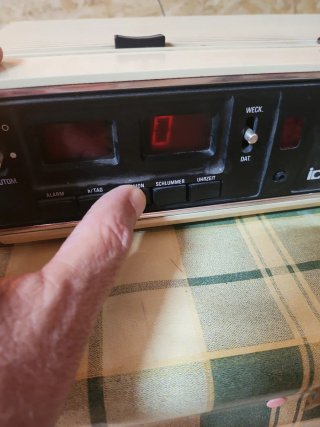 Radio despertador Grundig Sonoclock