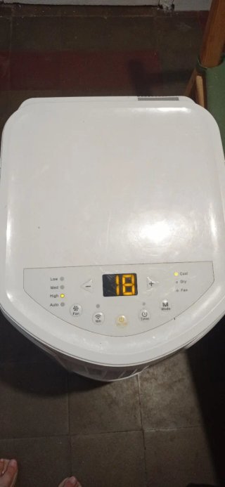 Aire Acondicionado Portátil Daitsu Blanco