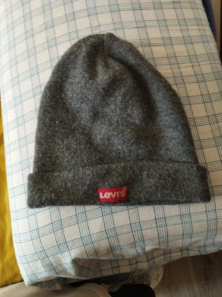 Gorro de invierno Levi's gris