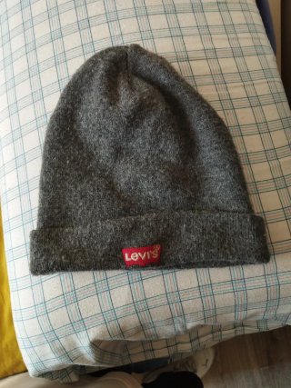 Gorro de invierno Levi's gris