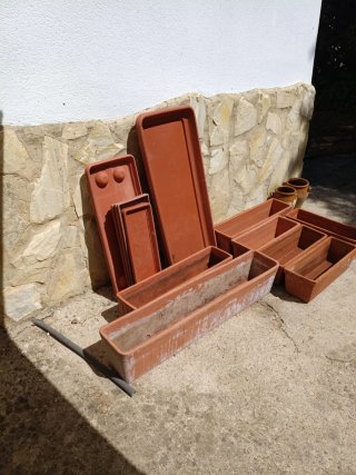 Jardineras de barro