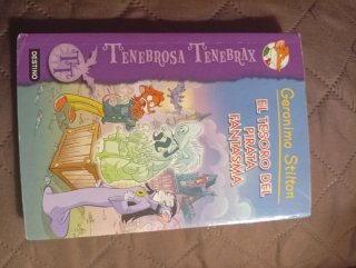 Pack de libros tenebrosa tenebrax