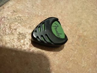 Guitarra Eléctrica Verde y Negra
