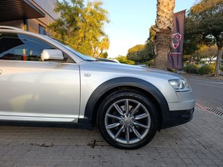 Audi Allroad Quattro 3.0 TDI quattro tiptronic