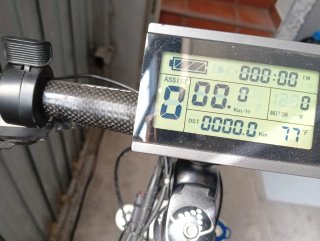 Bicicleta Eléctrica Lapierre de carbono con Motor.
