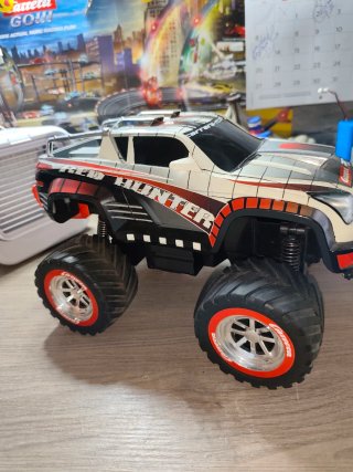 Coche RC Carrera Red Hunter X 2.4GHz Oferta