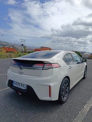 Opel Ampera 2013