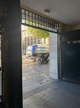 Garaje en alquiler en Palos de Moguer en Madrid