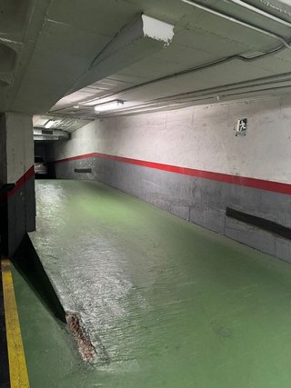 Garaje en alquiler en Palos de Moguer en Madrid