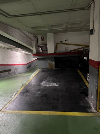 Garaje en alquiler en Palos de Moguer en Madrid
