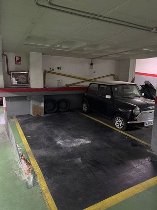 Garaje en alquiler en Palos de Moguer en Madrid