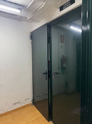Garaje en alquiler en Palos de Moguer en Madrid