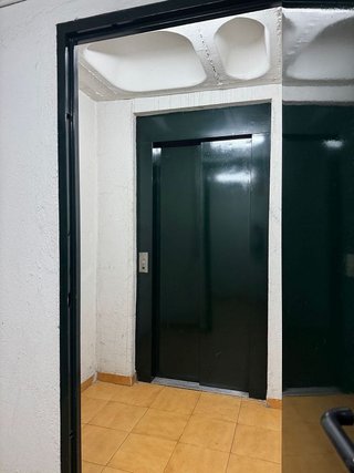 Garaje en alquiler en Palos de Moguer en Madrid