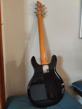 Ampeg AMG1 Guitarra Eléctrica