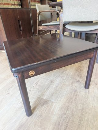 Mesa auxiliar vintage madera oscura marca AG