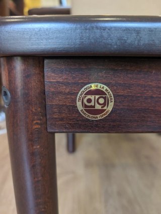 Mesa auxiliar vintage madera oscura marca AG