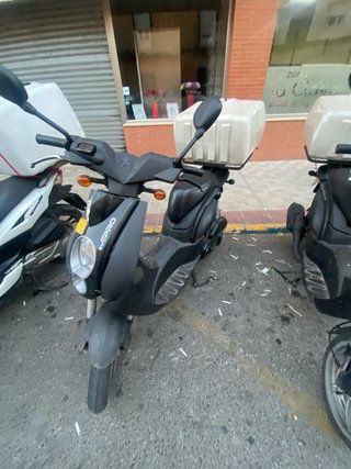 Peugeot New Vivacity Moto Reparto