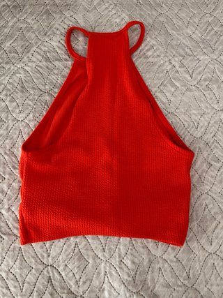 Top Bershka naranja cuello halter