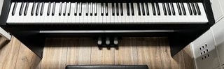 Piano Yamaha P145