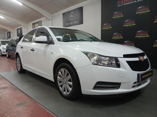 IMPECABLE Chevrolet Cruze 1.6I 2012
