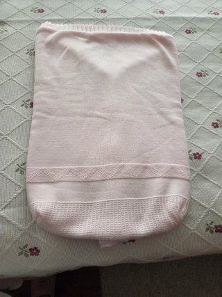 Arrullo bebé rosa tejido