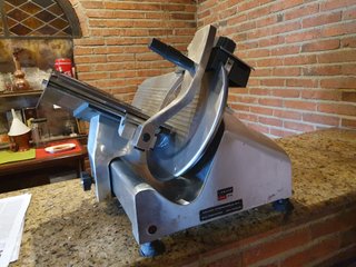 CORTADORA FIAMBRE PROFESIONAL BRAHER USA 300