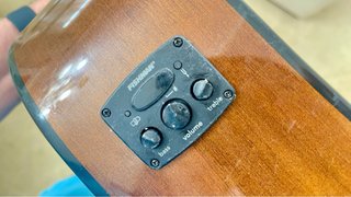 Guitarra electroacústica Fender