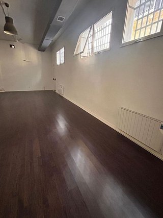 Local comercial en alquiler en Encarnación - Regina en Sevilla