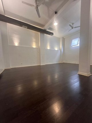 Local comercial en alquiler en Encarnación - Regina en Sevilla