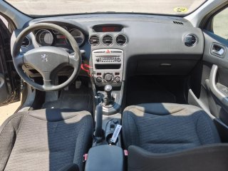 Peugeot 308 1.6 hdi 2011