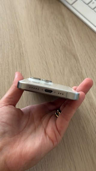 iPhone 15 Pro 128GB Blanco Titanio
