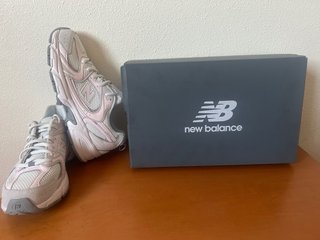 New Balance 530 Originales Rosa Blanco
