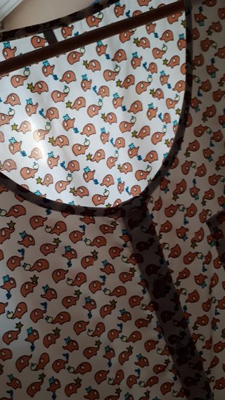 Mono pantalón corto, talla M.