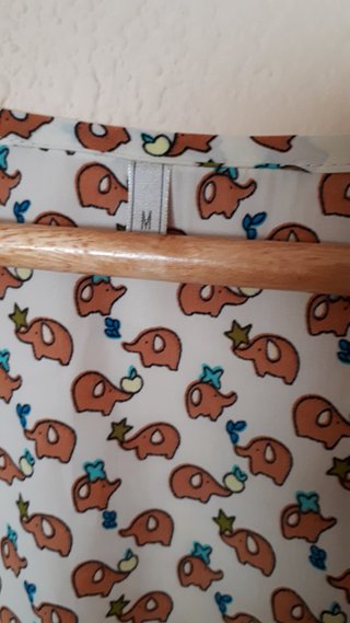 Mono pantalón corto, talla M.