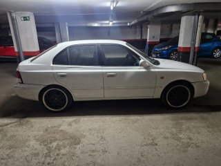Hyundai Accent 2001