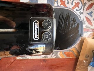 Cafetera Nespresso DeLonghi Negra