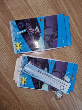 2 Luces LED para Ruedas de Bicicleta