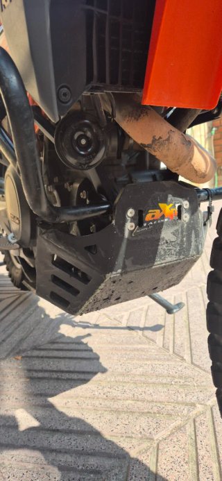 KTM 690 Enduro 2024 con  6097km