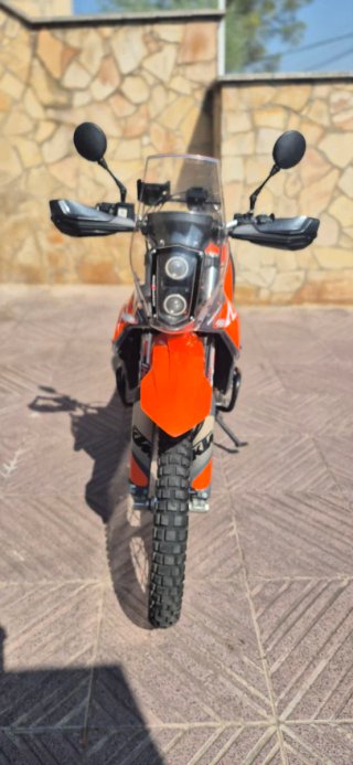 KTM 690 Enduro 2024 con  6097km