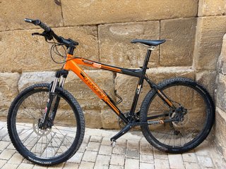 Bicicleta Trek SLR Naranja/Negra