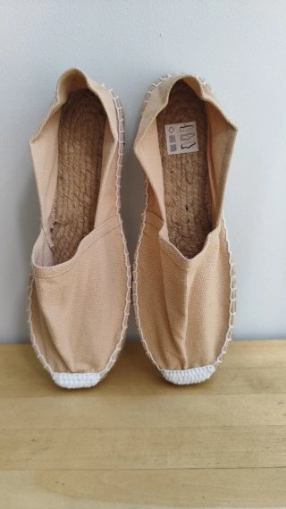 Alpargatas planas beige Talla 37