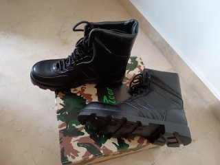 Botas de piel 42 negras
